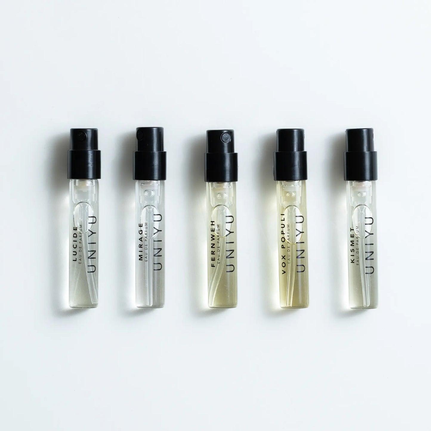 Explore your next signature scent with the UNIYU Discovery Set, featuring five 2 ml vials of our finest fragrances.