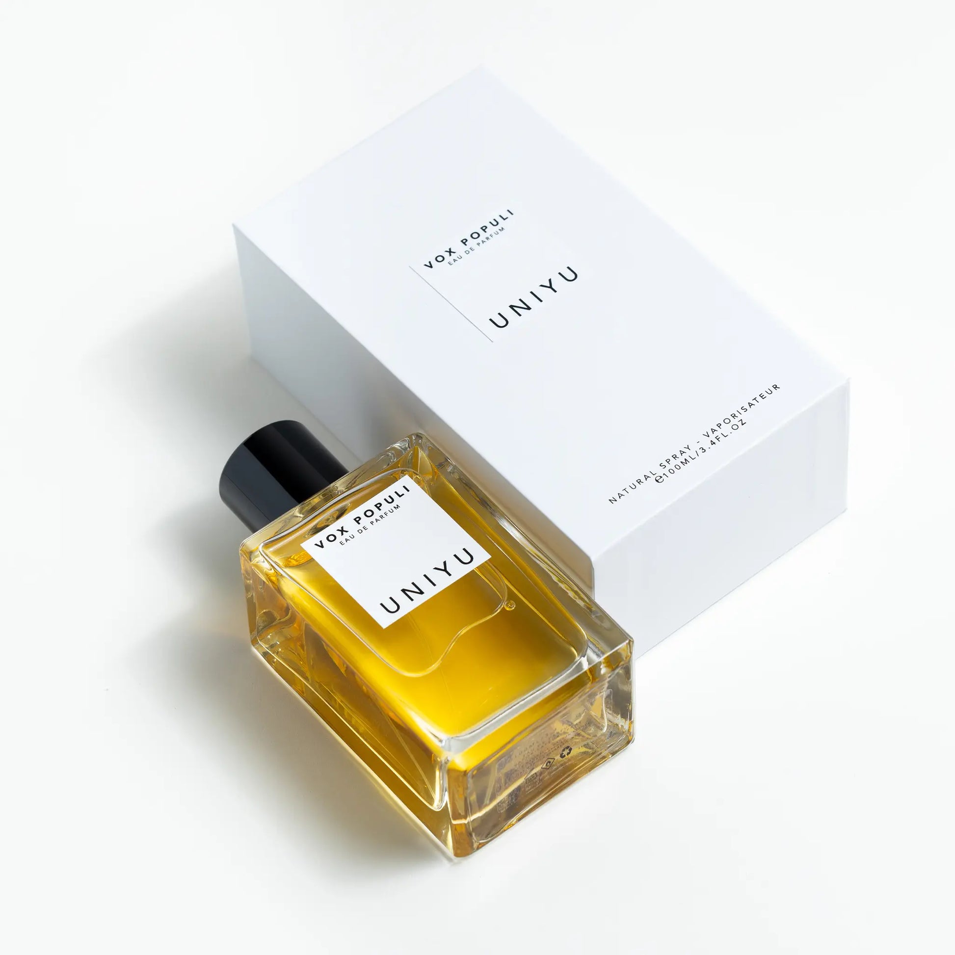 VOX POPULI by UNIYU, blending warm vanilla, vibrant pepper, and gentle incense to evoke freedom and connection.